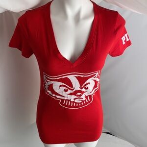 Victoria’s Secret PINK University of Wisconsin red short sleeve t-shirt M